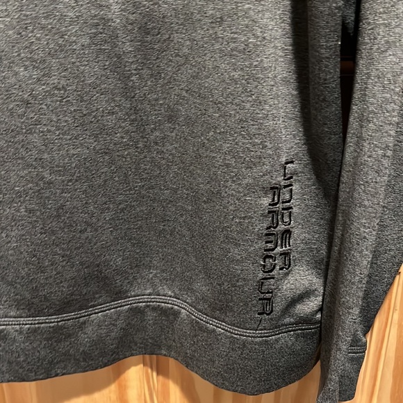 Under armor sweatshirt - Picture 5 of 6